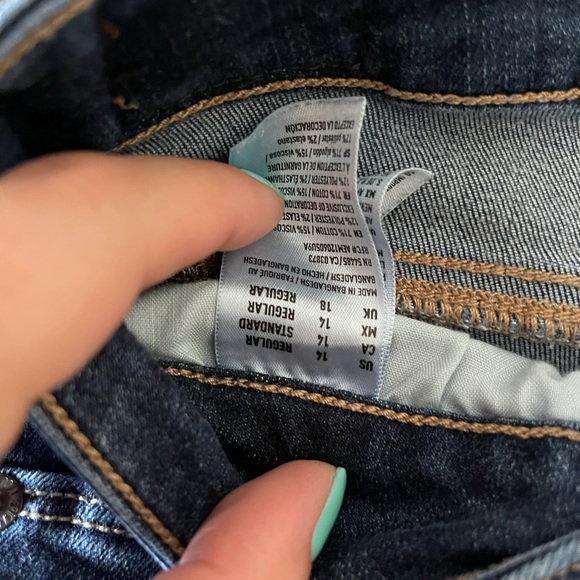 American Eagle Jeans - Picture 2 of 3